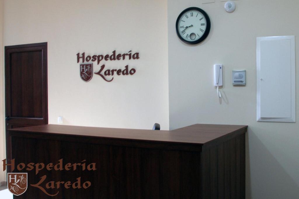 Hospederia Laredo Hotell La Carlota Eksteriør bilde